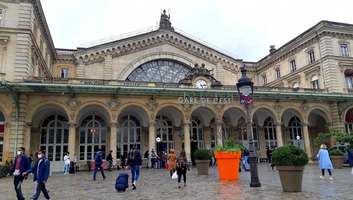Hotel Du Chateau Paris Luaran gambar